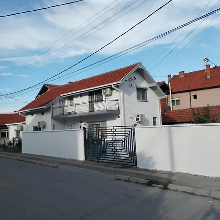 Apartment Gostinska Kuca *