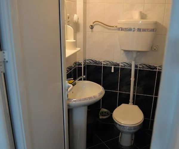 Gostinska Kuca شقة ليسكوفاك