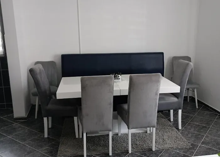 شقة Gostinska Kuca *